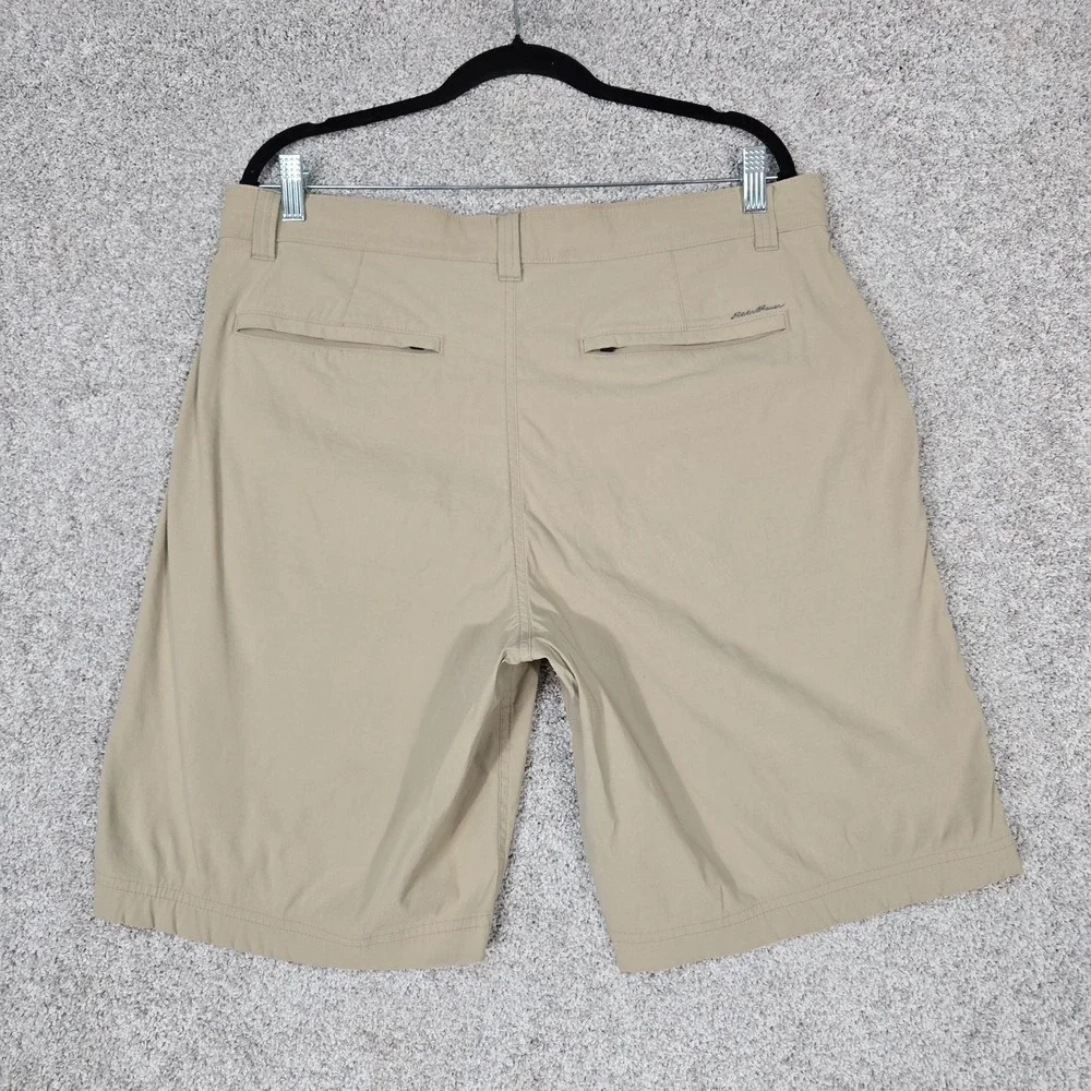 Eddie Bauer Travex‎ Shorts Men 35x10 Beige Nylon stretch Hiking